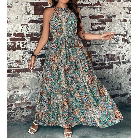 Plus Paisley Print Belted Halter Maxi Dress - Picture 5 of 5